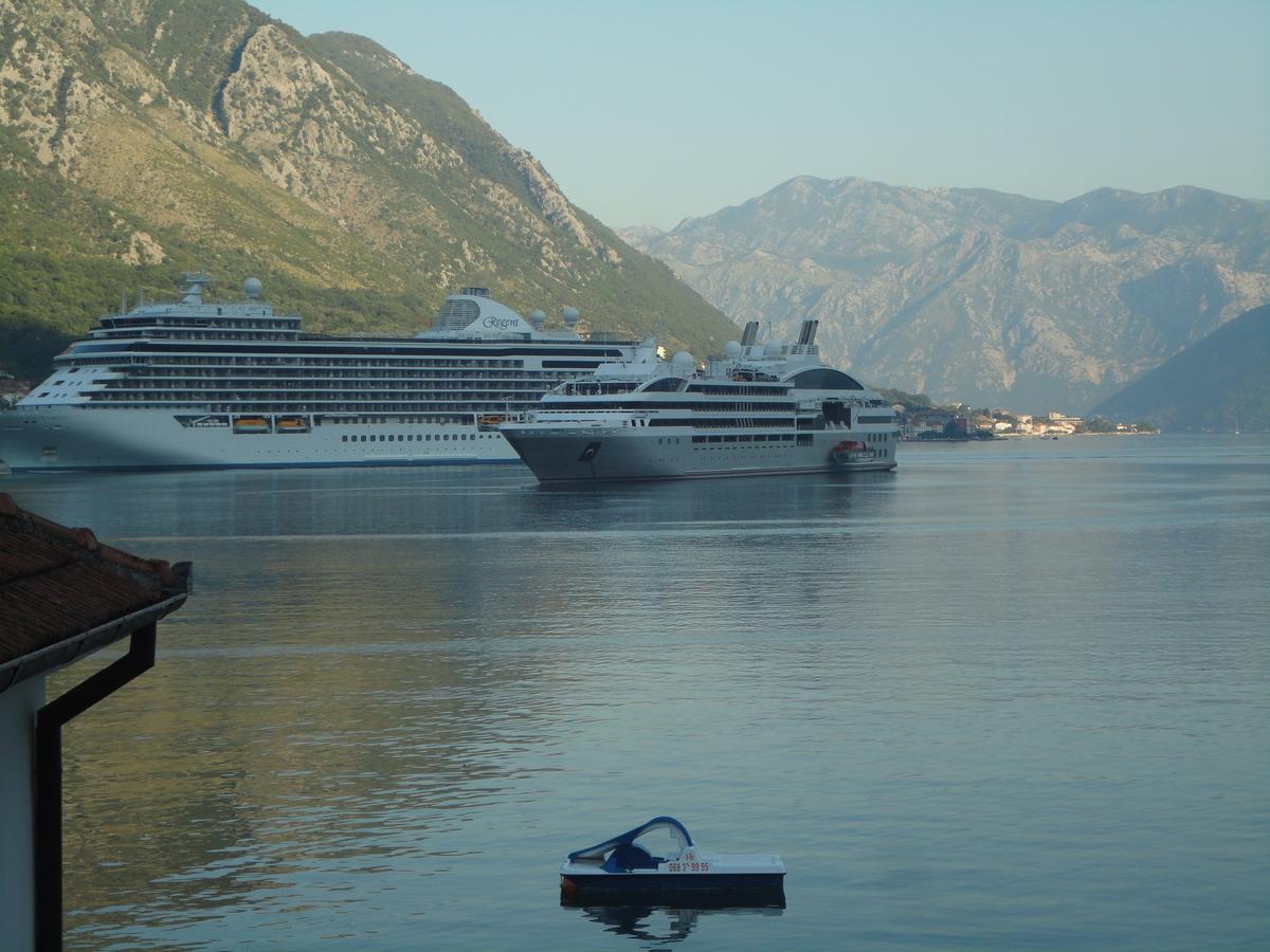 Apartment The Sea Coast Kotor Exterior foto